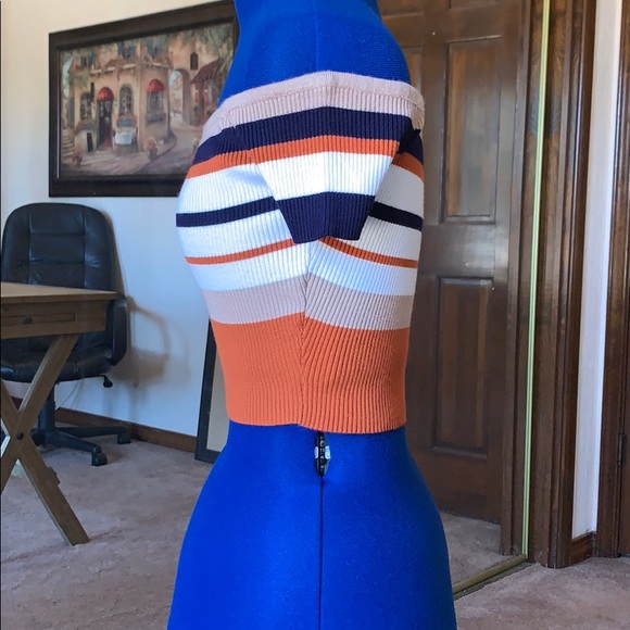 A’gaci | Crop Top - Picture 5 of 7